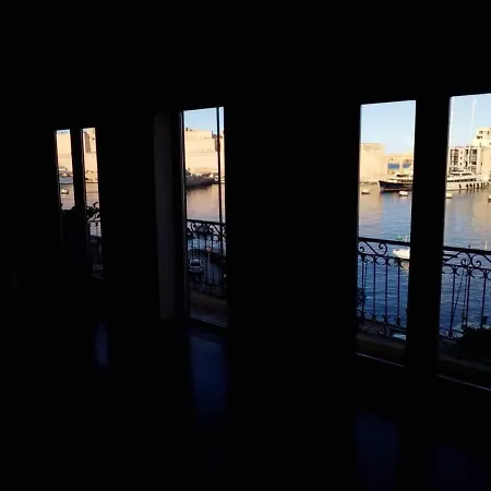 Maltese Venice Senglea